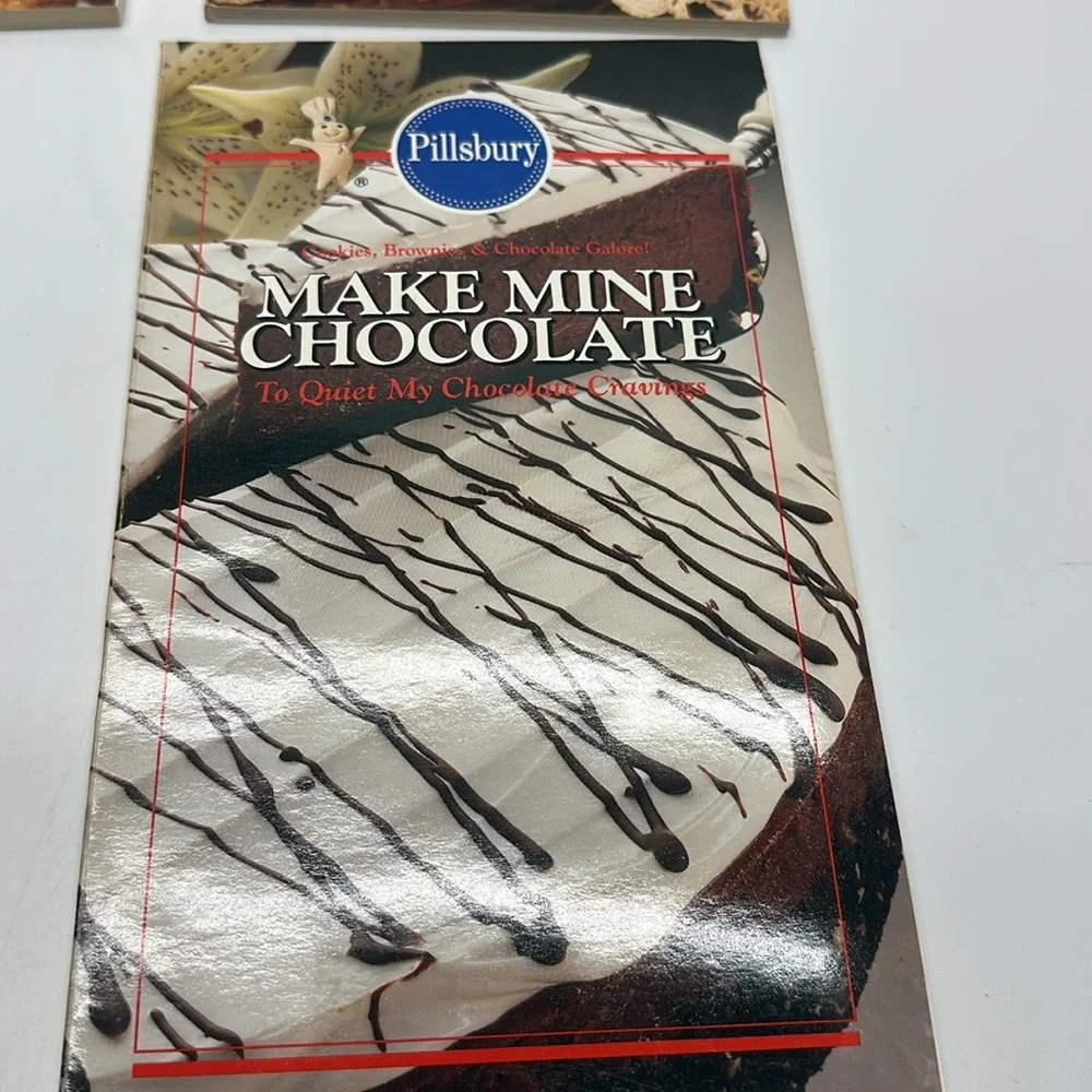 Cook books - Pillsbury‎ Cookies Brownies & Chocolate Galore Book 5 mini books